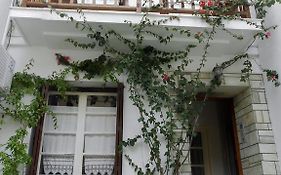 Aggela Guesthouse